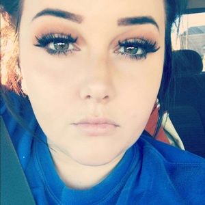 Meet your Posher, Meredith